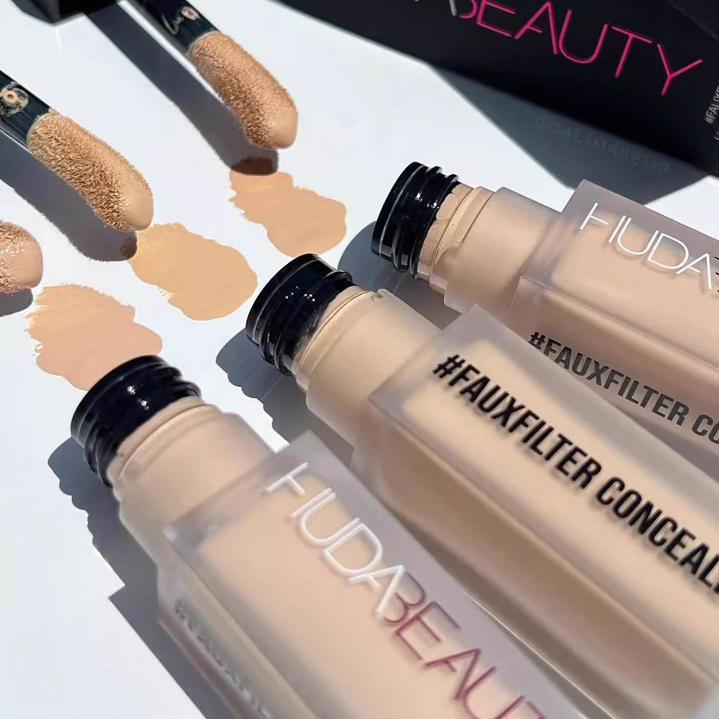 Huda Beauty Makeup Set - Huda Beauty Faux Filter Luminous Matte