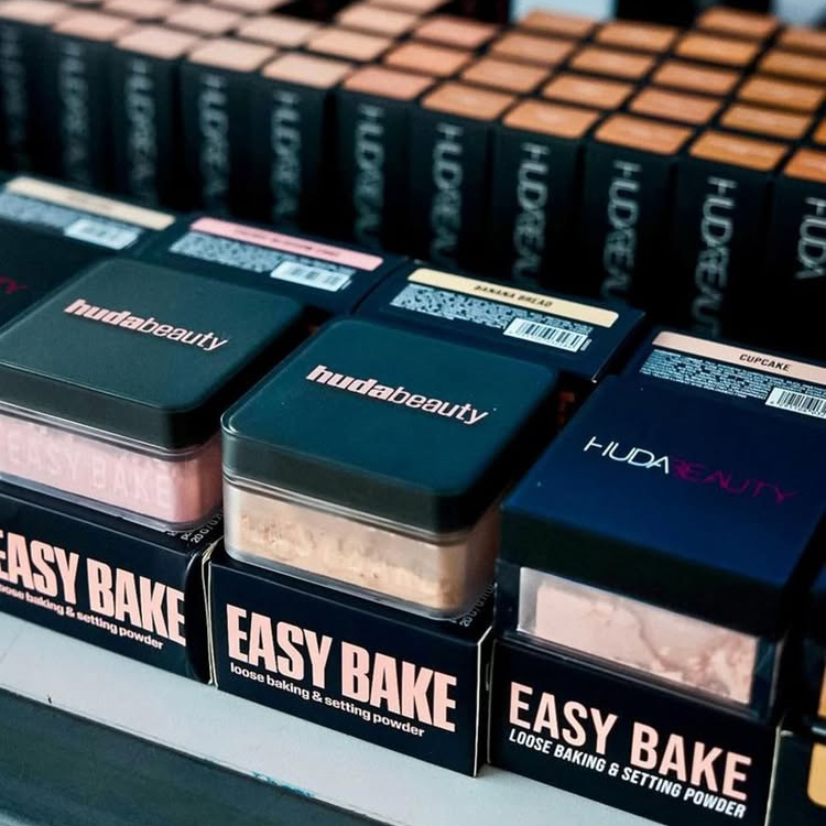 Huda Beauty Loose Powder Baked – Huda Beauty Makeup Set recenzja i cena
